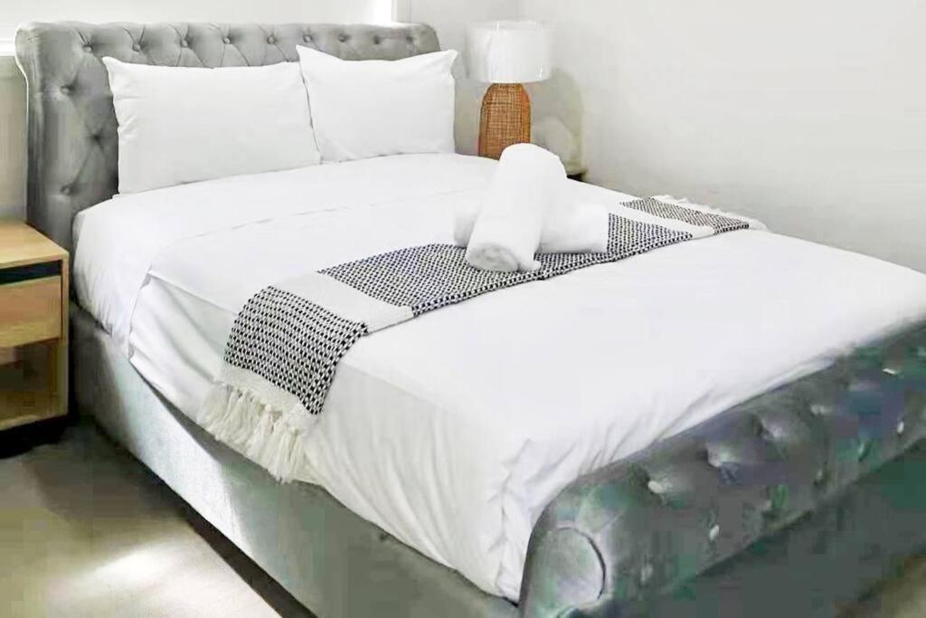 Kellyville 5Br Near Park And Shopping Mall エクステリア 写真